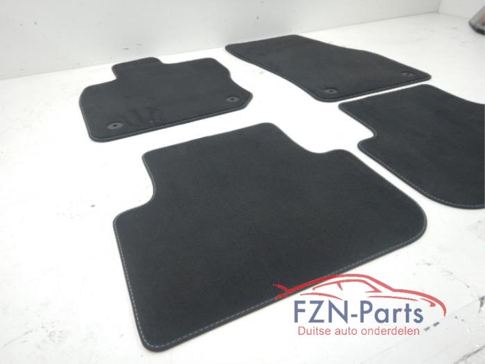 VW Tiguan 571 Mattenset Compleet Grijs Sticksel