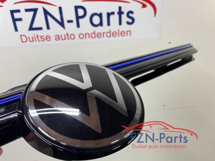 VW Golf 8 GTE Grille Hoogglans Zwart ACC Verlicht