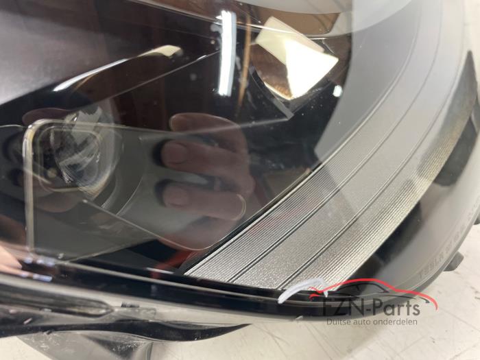 Tesla Model 3 Koplamp Rechts VOLLED