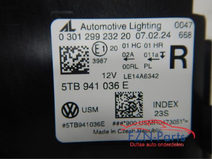VW Touran 5TA Volled Koplamp Rechts