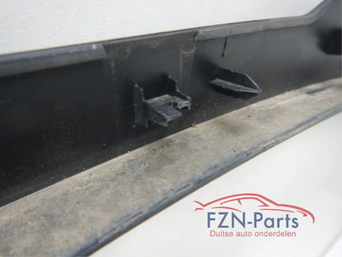 Land Rover Defender L663 Wielrandbekleding Rechts-voor