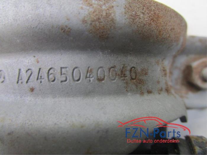 Mercedes-Benz A-Klasse W176 Extra Waterpomp Met Houder