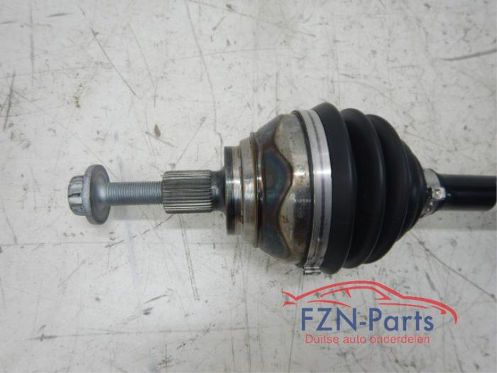 VW Tiguan 5NA Aandrijfas Links-voor