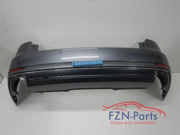 Audi A4 8W5 Sedan Achterbumper 4PDC LX7R Monsoon grey Kleur: LX7R Monsoon Grey GrijsAchter bumper achterzijde compleet 40 TDI Mild Hybrid quattro