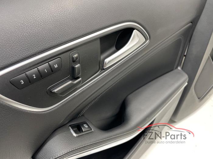 Mercedes-Benz W176 A45 A-Klasse AMG Interieur Leer Leder Memory Verwarnbaar Elektrisch