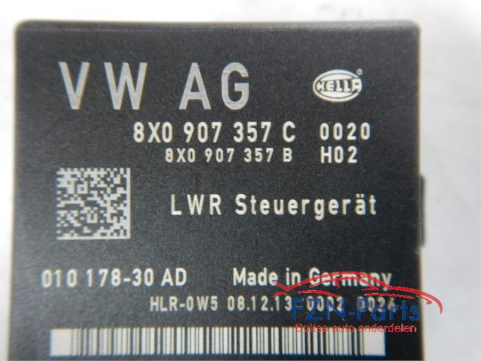 Audi A3 8V Regelapparaat Lichtbundelhoogte verstelling