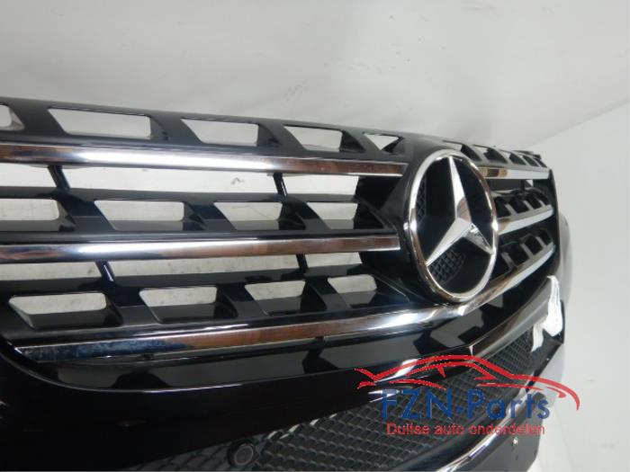 Mercedes-Benz W166 ML-Klasse AMG-Line Voorbumper 6PDC KLS 9197