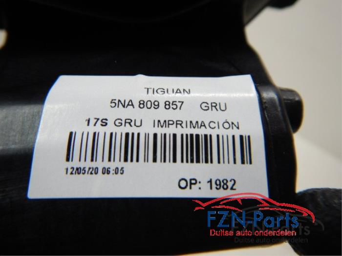 Tank Klep Volkswagen Tiguan (22728263)