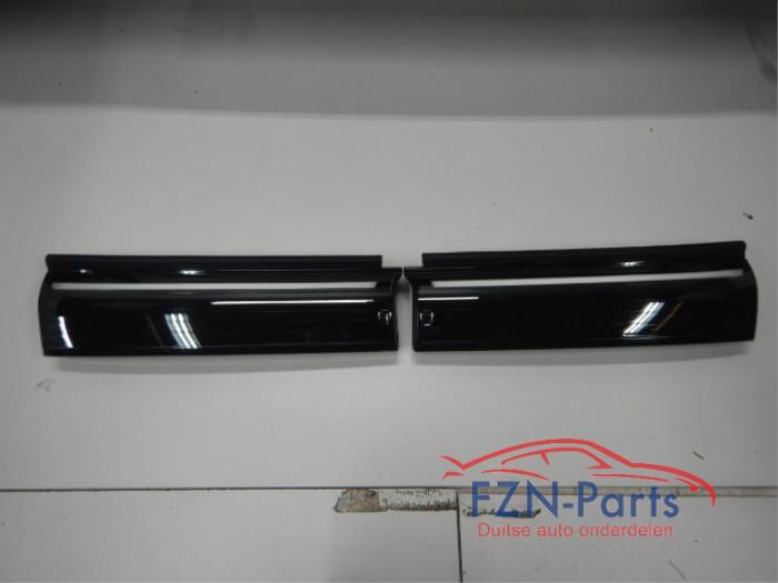 VW Tiguan 571 Verlichting Grille Set L+R
