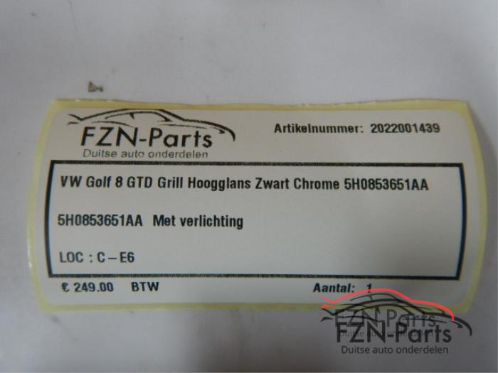 VW Golf 8 GTD Grille Hoogglans Zwart Chrome