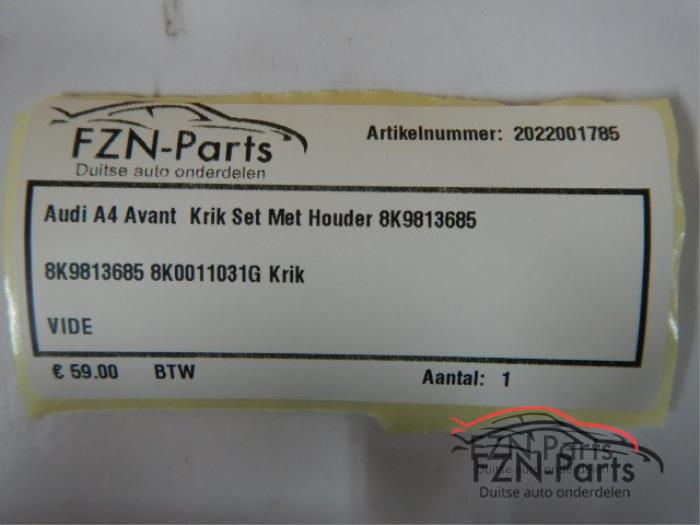 Audi A4 Avant Krik Set met Houder