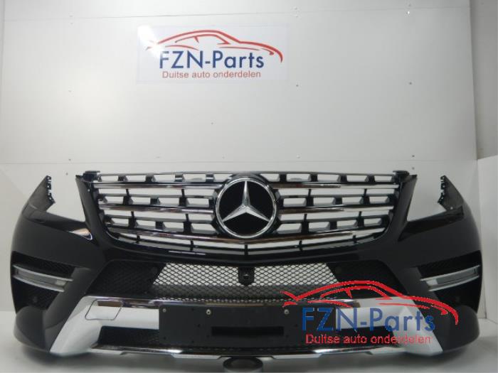 Mercedes-Benz W166 ML-Klasse AMG-Line Voorbumper 6PDC KLS 9197 Kleur: Obsidianschwarz 9197