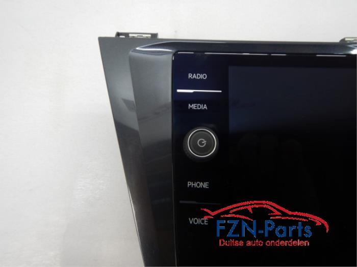 VW Tiguan 5NA Infotainment Discover Display + Inleg