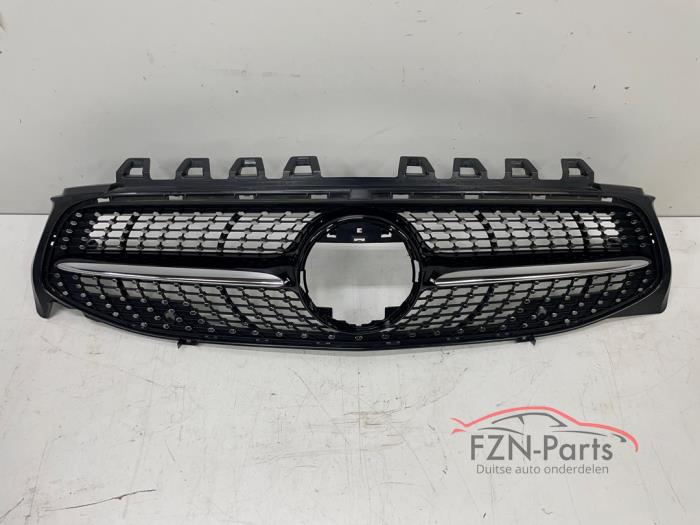 Mercedes-Benz W118 CLA Diamond Grille Hoogglans Zwart Chrome