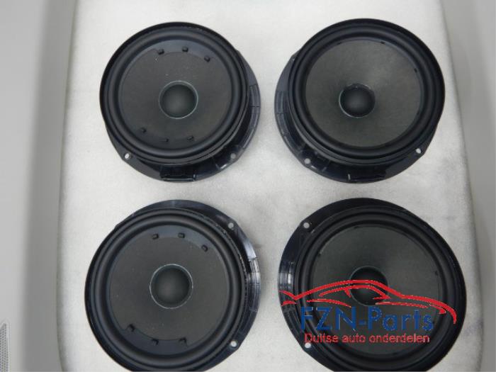 VW Polo 2G Beats Speakerset Compleet