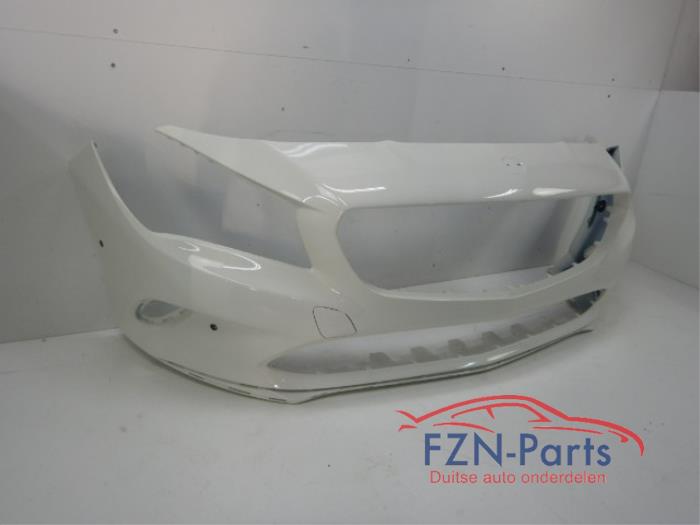 Voorbumper Mercedes CLA (22721783)