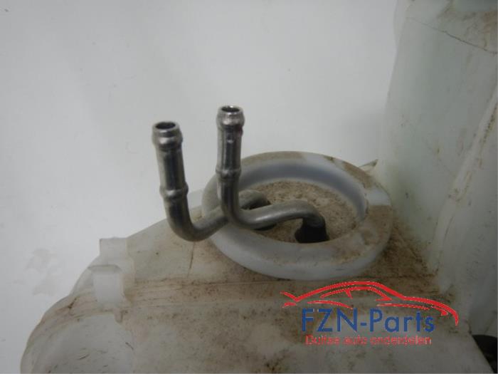 Ruitensproeiertank voor Mercedes GLE (22741343)