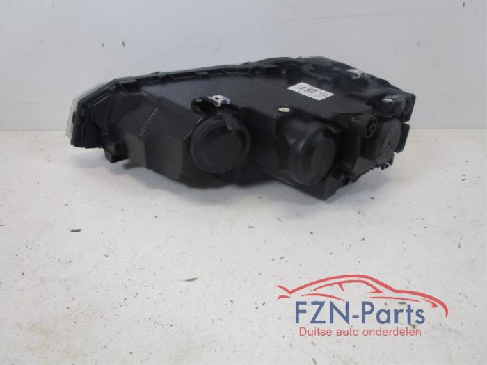 VW Polo 2G Koplamp Halogeen H7 Rechts NIEUW