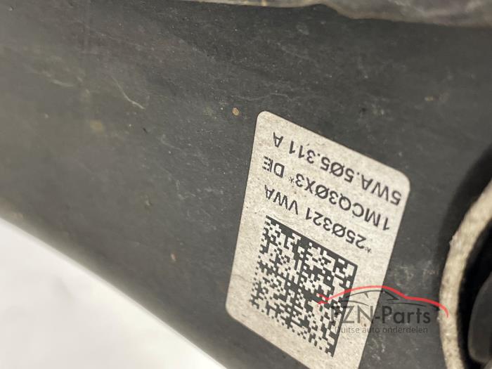 VW Golf 8 Onafhankelijke Wielophanging Links-Achter