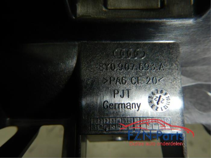 Audi RS3 8Y0 Side-assist Houder Links-achter