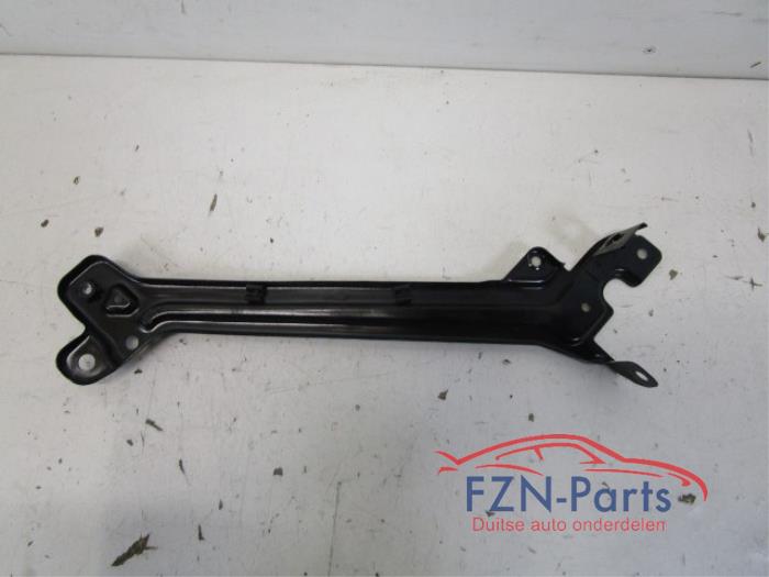 Koplampframe links Skoda Superb (22738990)
