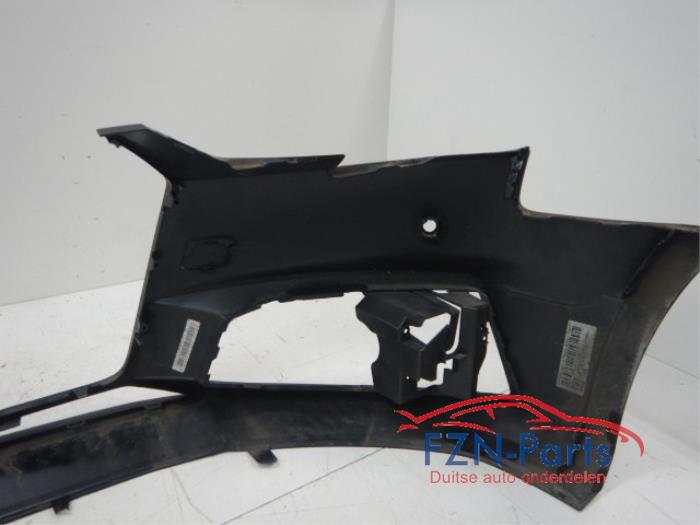 Audi A4 8W Voorbumper Kale Hoes