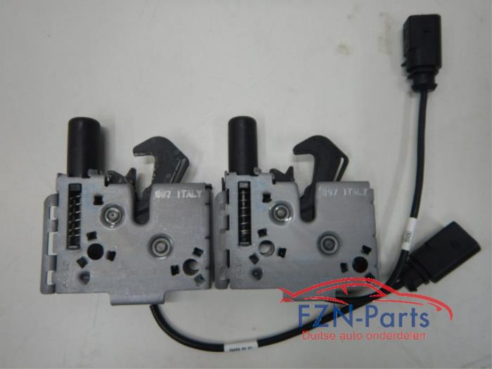 Audi A3/ RS3 8Y Motorkapsloten Set L / R