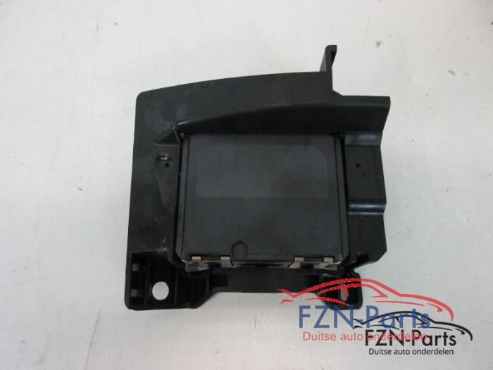 Audi A4 S4 8W Side Assist Module Links