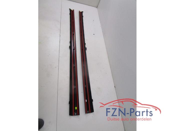 Zijskirtset links+rechts Audi A3 (22727662)