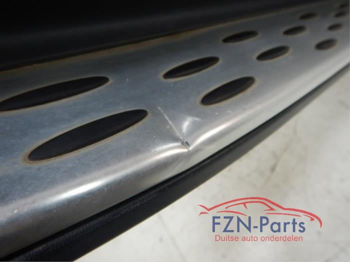 Zijskirt rechts Mercedes GLE (22727845)