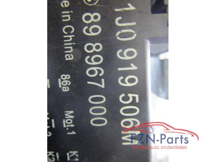 Kachel Ventilatiemotor Volkswagen Polo (22745232)