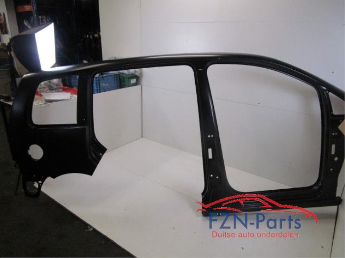 Snijdeel achter Volkswagen Touran (22743995)