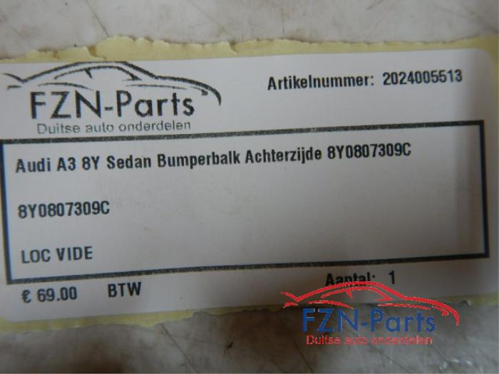 Audi A3 8Y Bumperbalk Achterzijde
