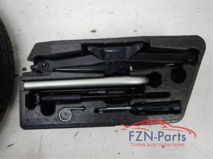 VW Golf 7 Variant Thuiskomer 16 Inch + Gereedschap set
