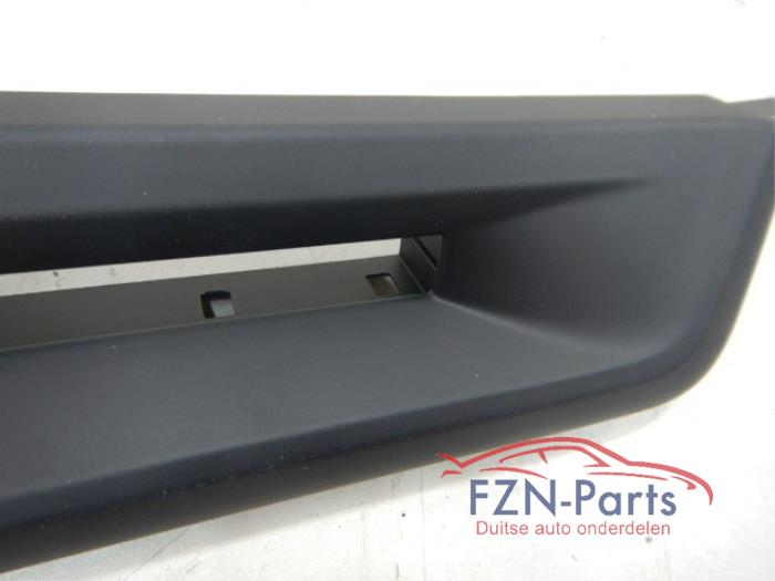 VW Golf 8 Inleg Middenconsole USB