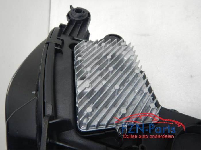 Audi A4 8W Facelift Matrix LED Koplamp Rechts R