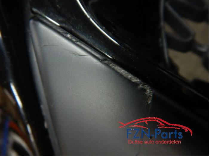 Voorbumper Rolls Royce Cullinan (22721790)