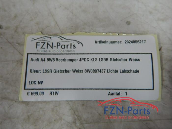 Audi A4 8W5 Voorbumper 4PDC KLS LS9R Gletscher weiss