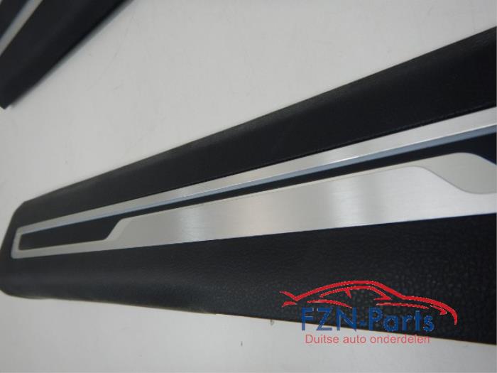 Sierstrip Volkswagen Tiguan (22741710)