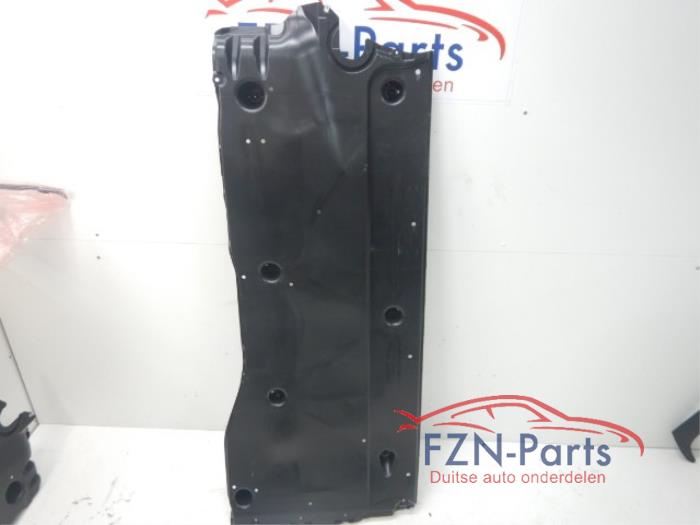 VW Tiguan 571 Bodemplaat Links