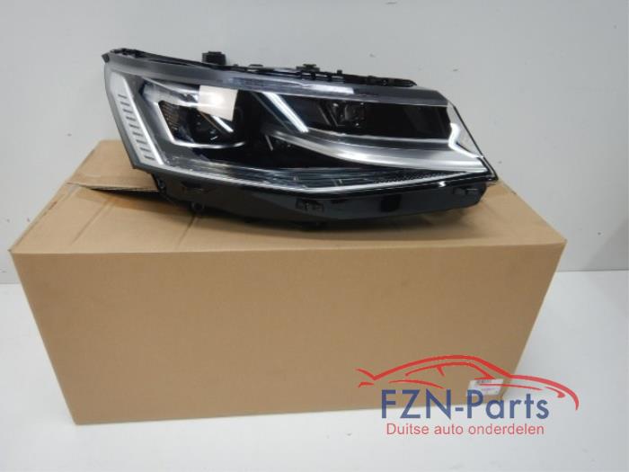 VW Transporter T7 Koplamp Rechts IQ Light