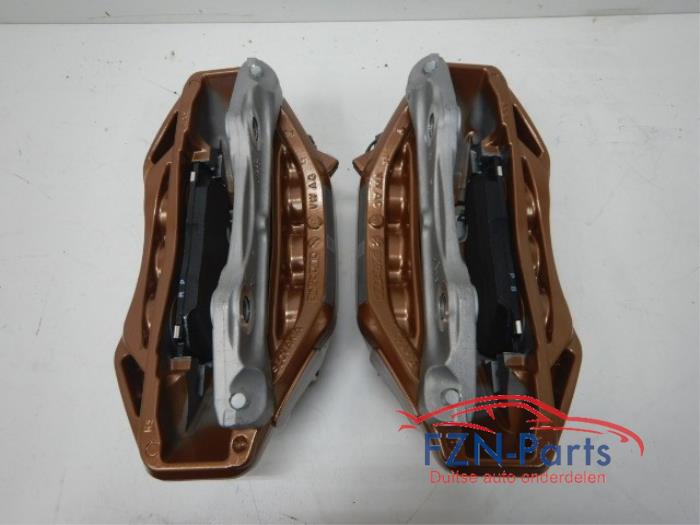 VW Golf 7 / 7.5 / 8 5G 5H Remset Voorzijde 6 Pots Akebono 374MM L+R NIEUW