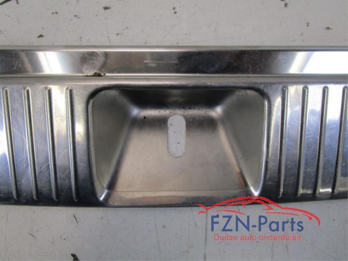 Mercedes-Benz E-Klasse W212 Instaplijst Achterklep Chrome