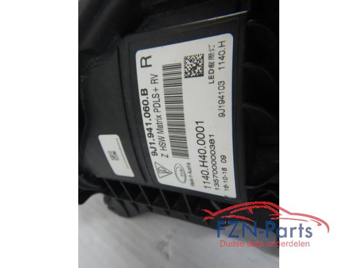 Porsche Taycan Koplamp LED Matrix Rechts