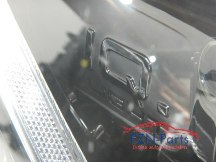 VW Golf 8 GTE IQ LED Koplamp Rechts R