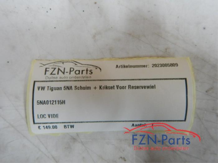 VW Tiguan 5NA Schuim + Krikset Voor Reservewiel