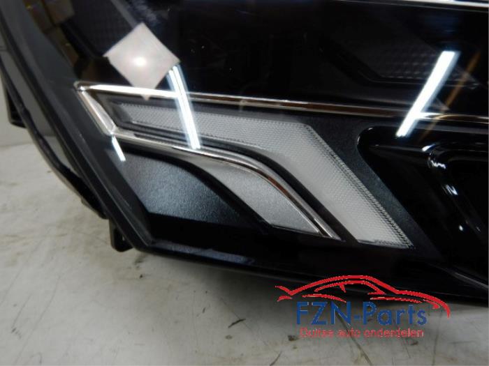 Audi A3 8Y VOLLED Koplamp Rechts