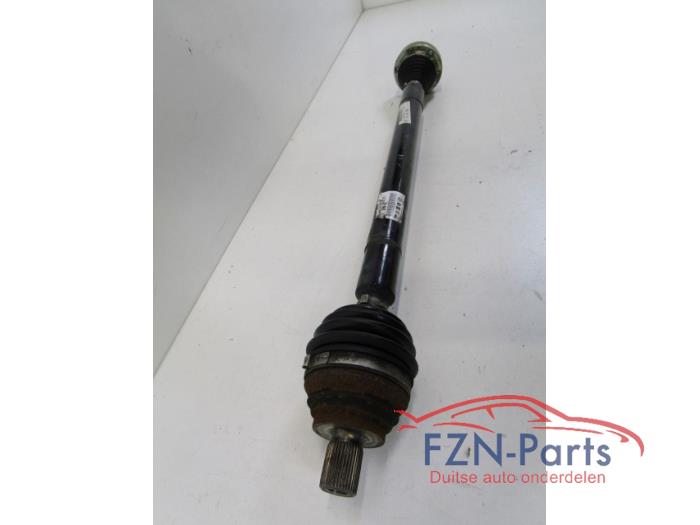 VW Passat B8 Aandrijfas Rechts voor