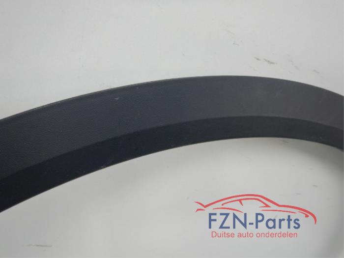 Wielrand achter Volkswagen T-Roc (22740555)