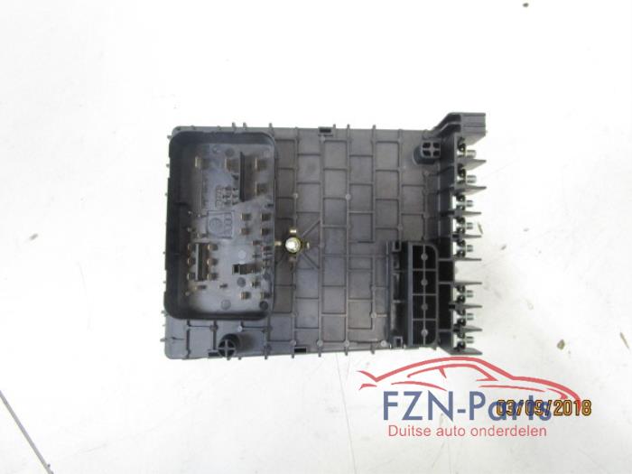 Zekeringkast Volkswagen Sharan (22740936)